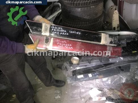 Nissan Primera Kapı Çıtası çıkma parça