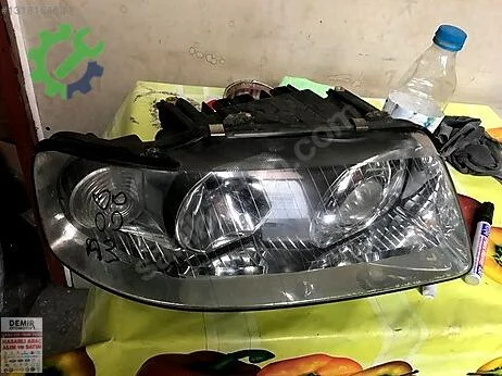 Audi A3 Far çıkma parça