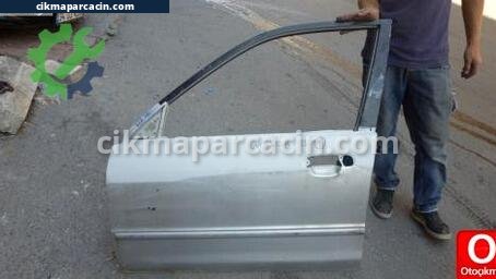 Mazda 626 Sol Ön Kapı çıkma parça