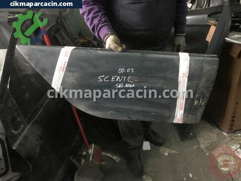 Renault Scenic Kapı Çıtası çıkma parça