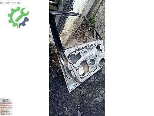 Mazda 323 Sol Ön Kapı çıkma parça