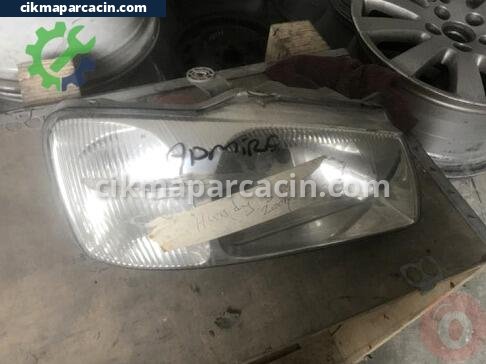 Hyundai Accent Sağ Ön Far çıkma parça