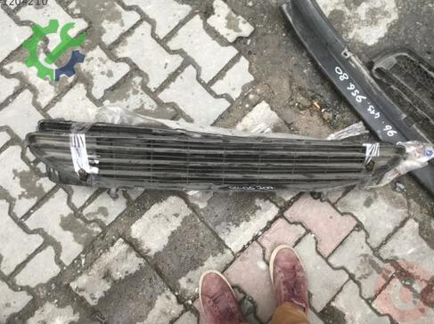 Peugeot 307 Tampon Izgarası çıkma parça