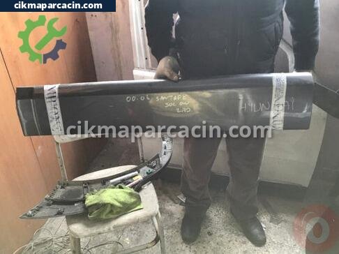 Hyundai Santa Fe Kapı Çıtası çıkma parça