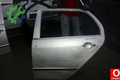 Skoda Fabia Sol Arka Kapı 2000-2007 çıkma parça