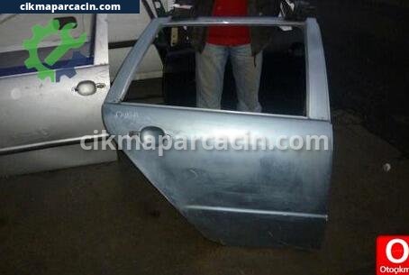 Skoda Fabia Sağ Arka Kapı çıkma parça