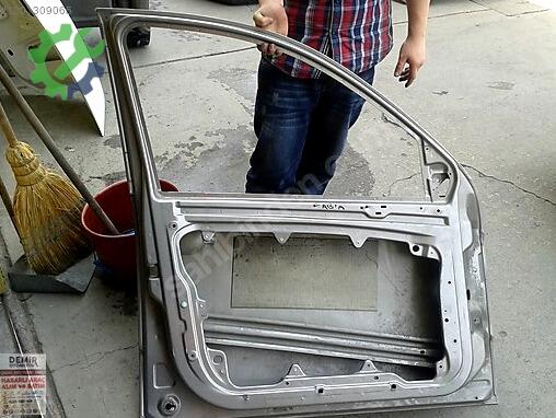 Skoda Fabia Sol Ön Kapı çıkma parça