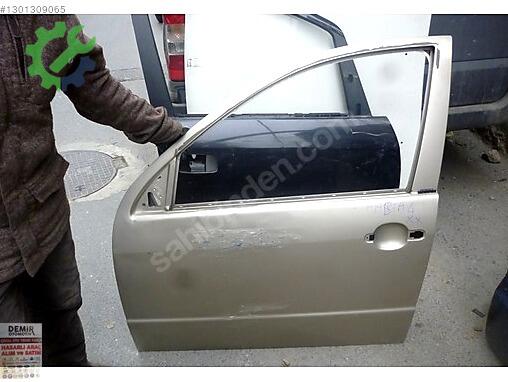 Skoda Fabia Sol Ön Kapı çıkma parça
