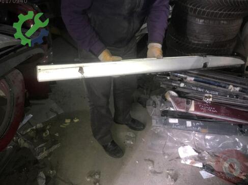 Nissan Almera Kapı Çıtası çıkma parça