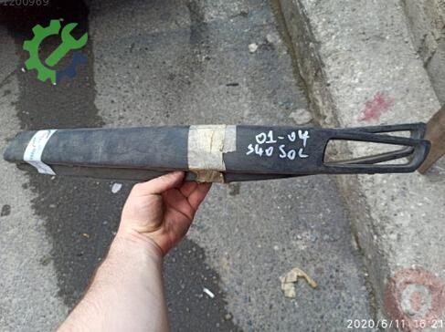 Volvo S40 Tampon Izgara Çıtası 2001-2004 çıkma parça