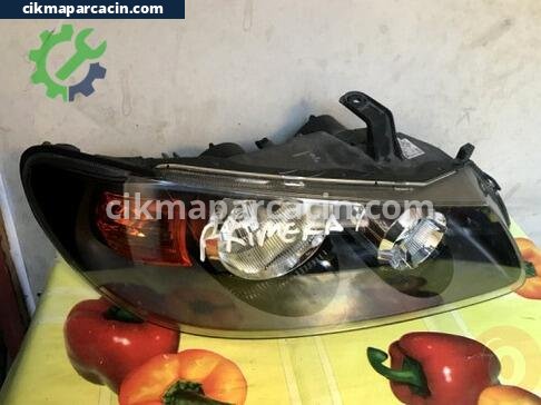 Nissan Almera Sağ Ön Far çıkma parça