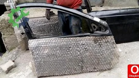 Chrysler Neon Sağ Ön Kapı 2001-2005 çıkma parça