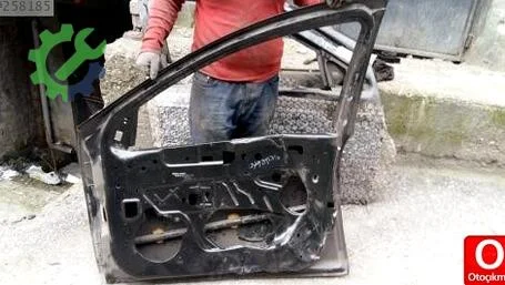Chrysler Neon Sağ Ön Kapı 2001-2005 çıkma parça
