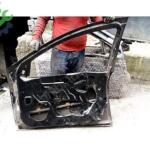 2001-2005 NEON SAĞ ÖN KAPI CHRYSLER ORJİNAL ÇIKMA PARÇA