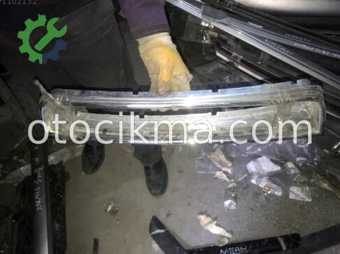 Audi A4 Panjur çıkma parça
