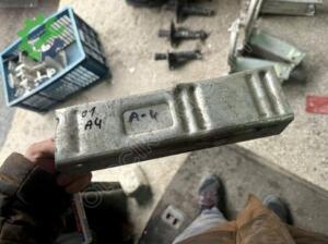 2001-2006 A4 SAĞ SOL ÖN TAMPON DEMİRİ AYAĞI AUDİ ORJİNAL ÇIKMA