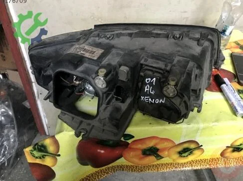 Audi A4 Xenon Far 2002-2004 çıkma parça