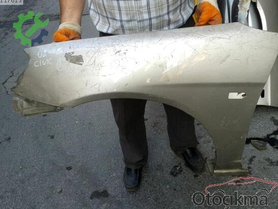 Honda Civic Sol Ön Çamurluk çıkma parça