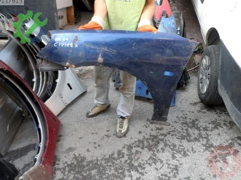 Honda Civic Sol Ön Çamurluk 2002-2004 çıkma parça