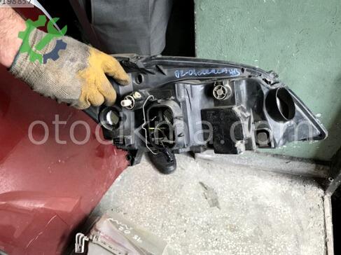 Toyota Corolla Sol Ön Far 2002-2004 çıkma parça
