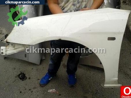Honda Civic Çamurluk (Arka) çıkma parça
