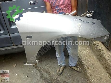 Honda Civic Ön Çamurluk çıkma parça