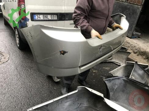 Toyota Corolla Arka Tampon 2002-2005 çıkma parça