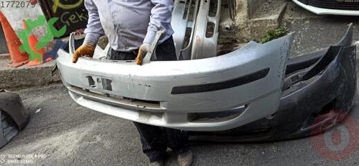 Toyota Corolla Ön Tampon 2002-2005 çıkma parça
