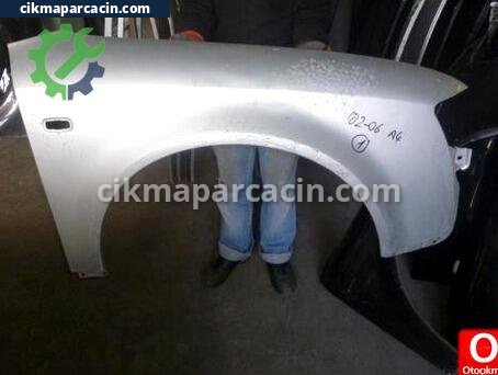 Audi A4 Sağ Ön Çamurluk çıkma parça