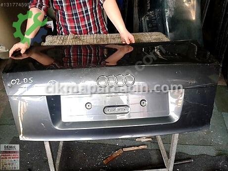 Audi A4 Bagaj çıkma parça