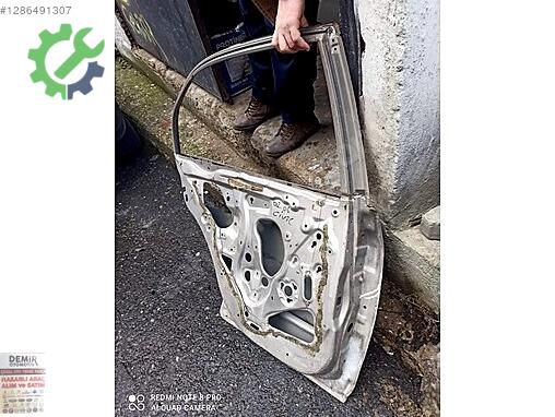 Honda Civic Sol Arka Kapı çıkma parça