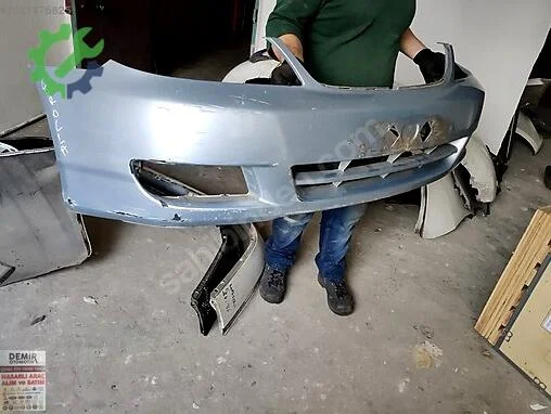 Toyota Corolla Ön Tampon çıkma parça