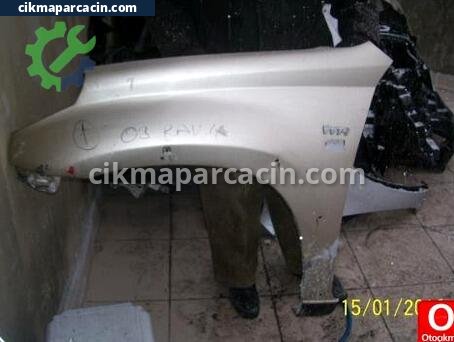 Toyota RAV4 Çamurluk (Arka) çıkma parça