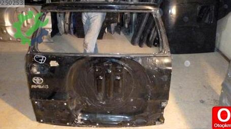 Toyota RAV4 Bagaj 2002-2006 çıkma parça