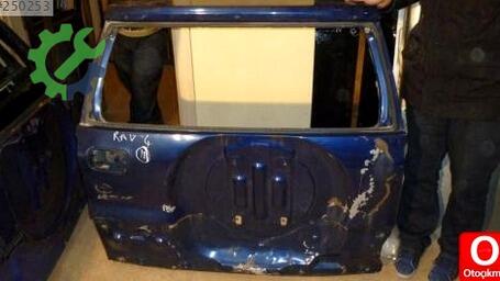 Toyota RAV4 Bagaj 2002-2006 çıkma parça