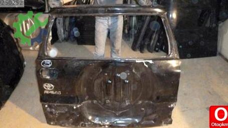 Toyota RAV4 Bagaj 2002-2006 çıkma parça