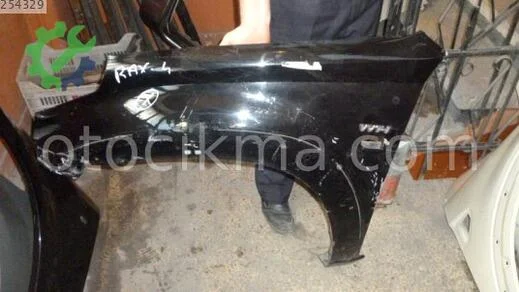 Toyota RAV4 Sol Ön Çamurluk 2002-2006 çıkma parça