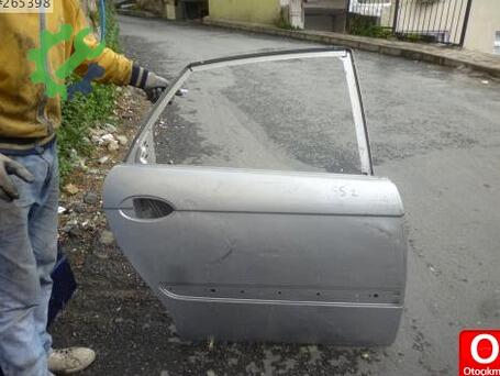 Citroen C5 Sağ Arka Kapı 2002-2007 çıkma parça