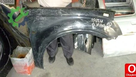 Isuzu D-Max Çamurluk (Arka) 2002-2007 çıkma parça