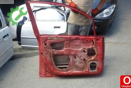Honda Jazz Ön Kapı 2002-2008 çıkma parça