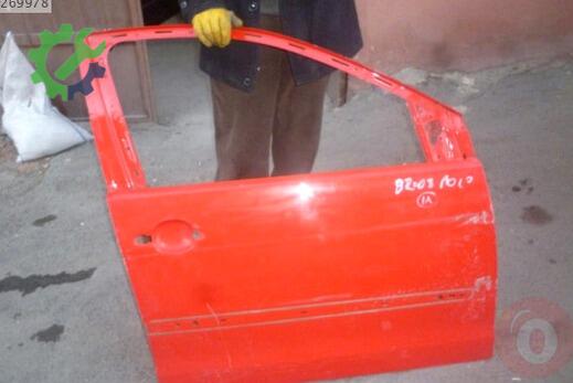 Volkswagen Polo Sağ Ön Kapı 2002-2008 çıkma parça