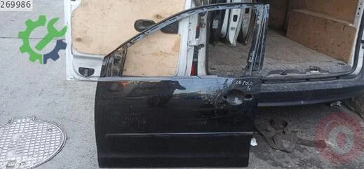 Volkswagen Polo Sol Ön Kapı 2002-2008 çıkma parça