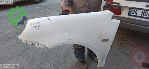 Volkswagen Polo Ön Çamurluk 2003-2005 çıkma parça