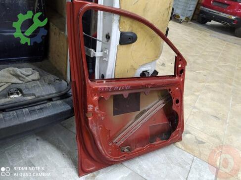 Volkswagen Polo Sol Ön Kapı 2003-2005 çıkma parça