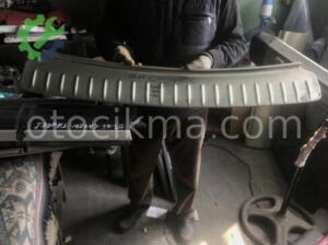 2003-2006 CAYENNE ARKA TAMPON ÜST PORSCHE ORJİNAL ÇIKMA PARÇ