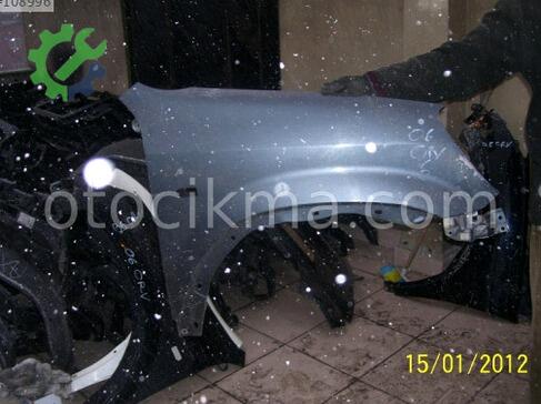 Honda CR-V Ön Çamurluk çıkma parça