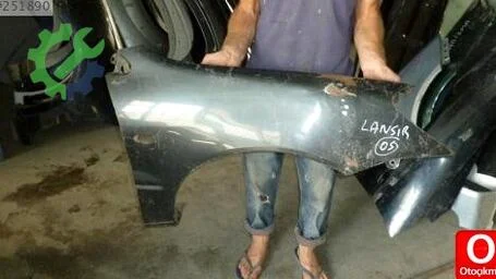 Mitsubishi Lancer Çamurluk (Arka) 2003-2007 çıkma parça