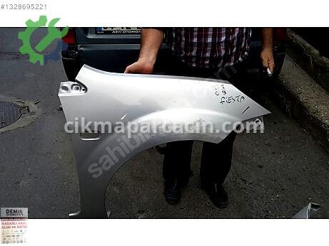 Ford Fiesta Ön Çamurluk çıkma parça