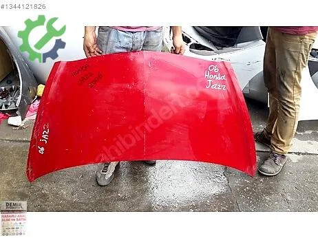 Honda Jazz Kaput çıkma parça