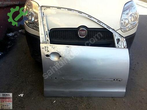 Volkswagen Polo Sağ Ön Kapı çıkma parça